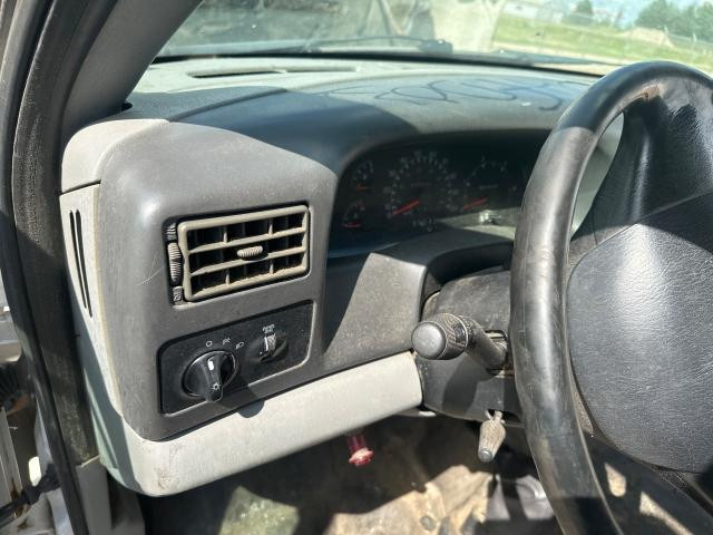 2004 Ford F650 Dash Assembly