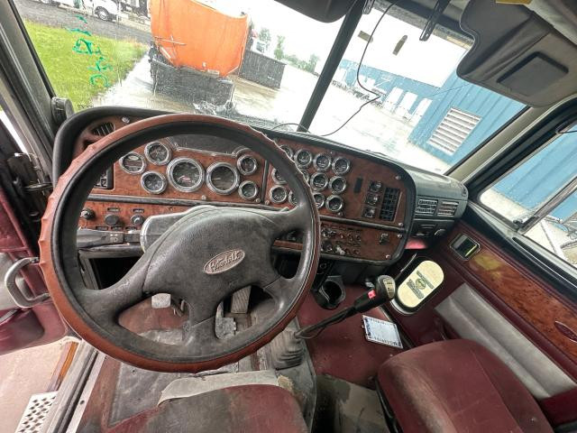 2005 Peterbilt 379 Dash Assembly