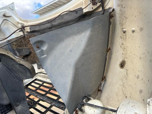 2000 Ford F650 Right Inner Fender