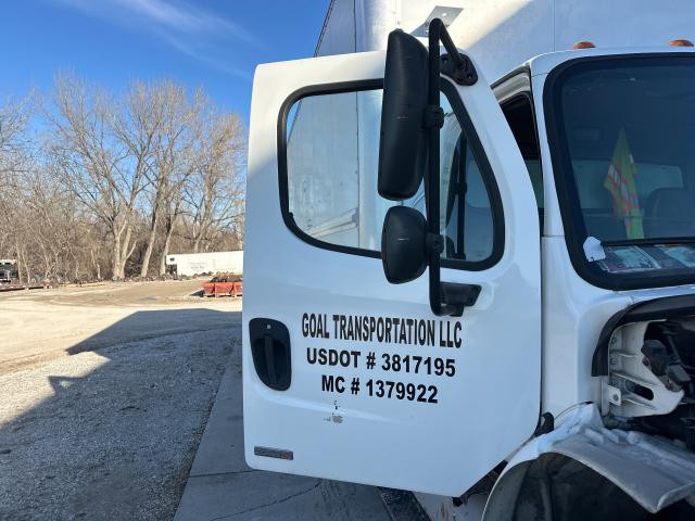 2012 Freightliner M2 106 Right Door