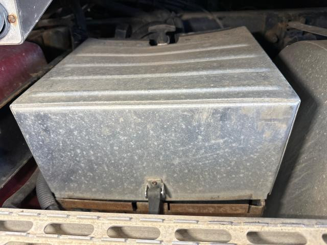 1999 Mack CL Steel/Aluminum Battery Box | Length: 21.00 | Width: 14.5