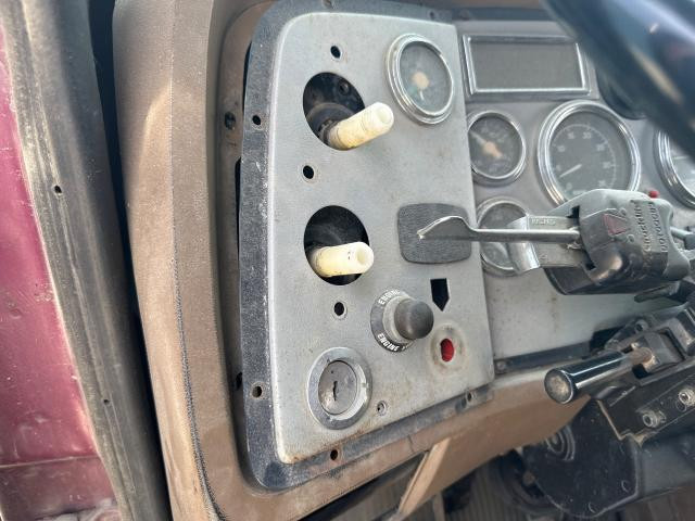 Ford LA9000 Dash Panel: Switch