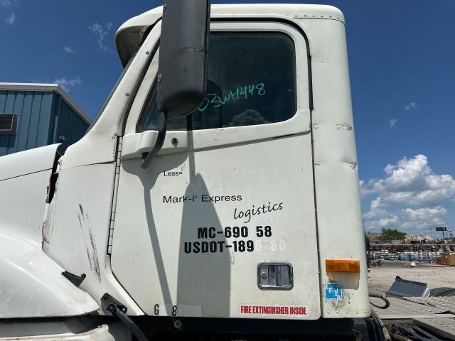 2003 Freightliner COLUMBIA 120 Left Door