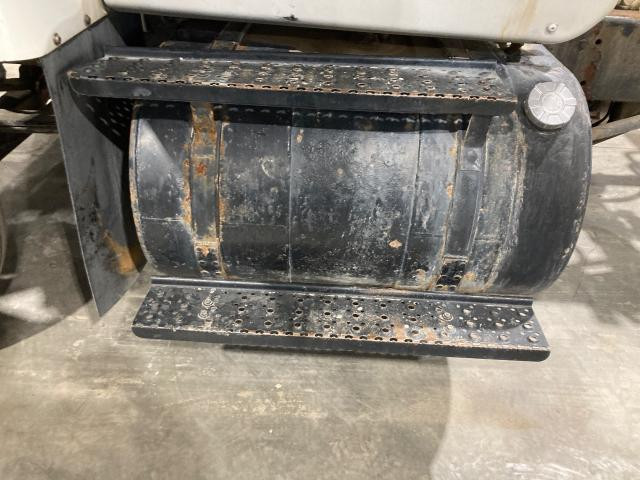 2005 International 7600 35-inch Step