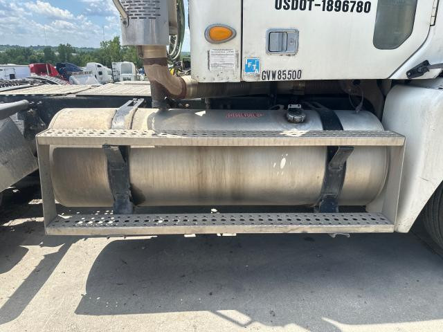 2003 Freightliner COLUMBIA 120 Fuel Tank Strap | Tank Dia: 23 | Strap Width: 4.25