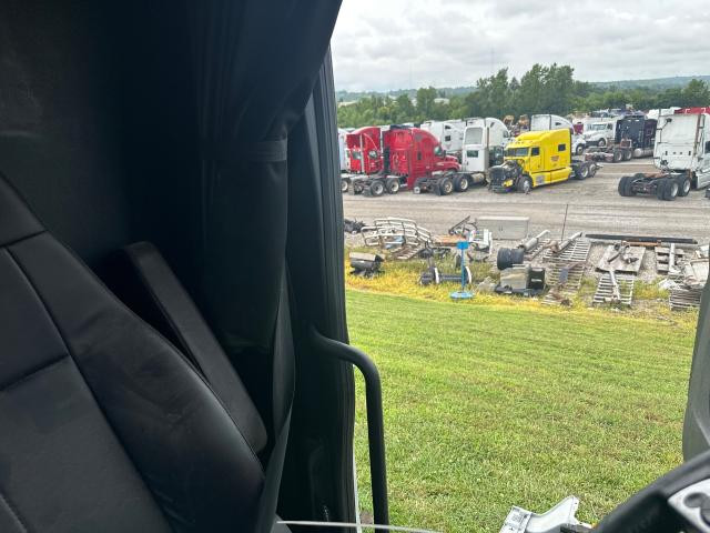 2021 Freightliner CASCADIA Interior Trim Panel