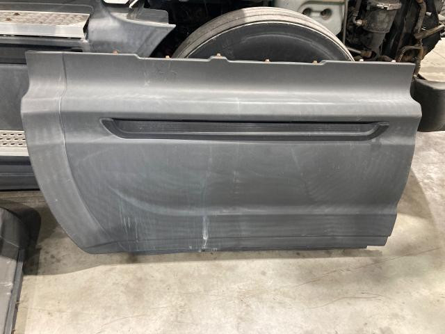 2012 International PROSTAR Right Grey Chassis Fairing | Length: 61  | Wheelbase: 228