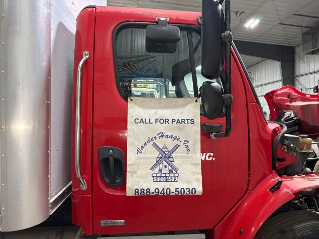 2004 Freightliner M2 106 Right Door