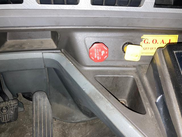 Kenworth T680 Dash Panel: Air Brake