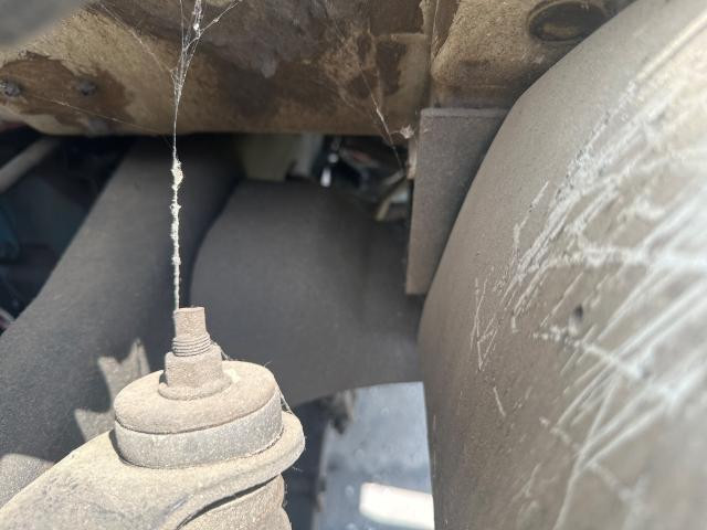1999 International 4900 Left Cab Suspension