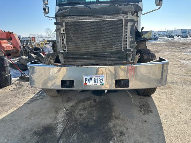 2006 Freightliner COLUMBIA 112 Bumper