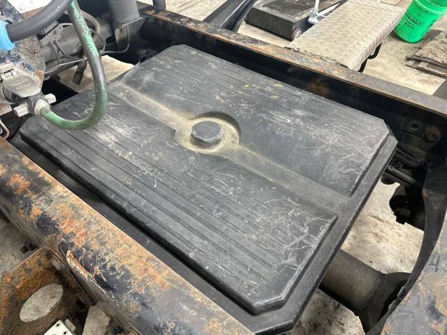 2007 Freightliner C120 CENTURY Poly Battery Box | Length: 32.00 | Width: 24.0