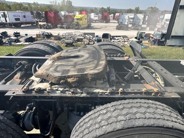 2013 Fontaine SL7ATB675024 Fifth Wheel