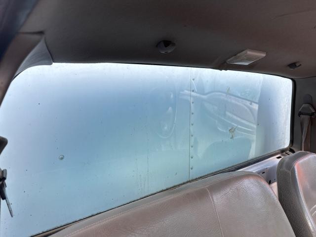 2000 Ford F650 Back Glass
