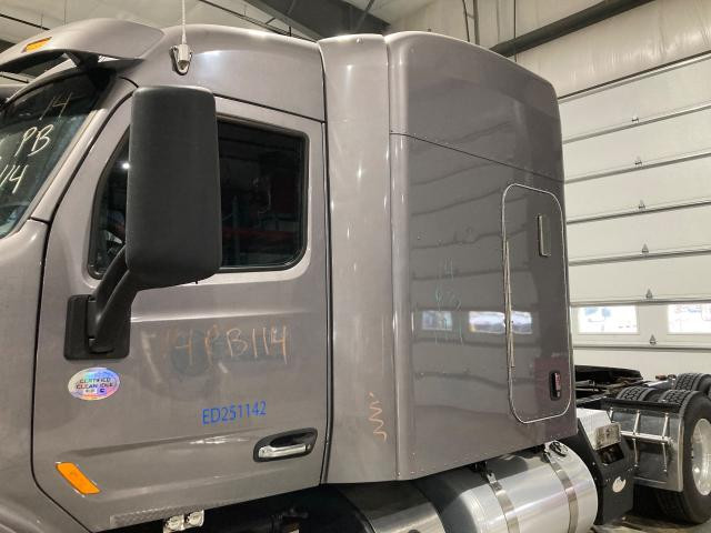 Peterbilt 579 Grey Left Cab To Sleeper Fairing/Cab Extender