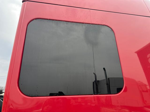 2012 International PROSTAR Right Window