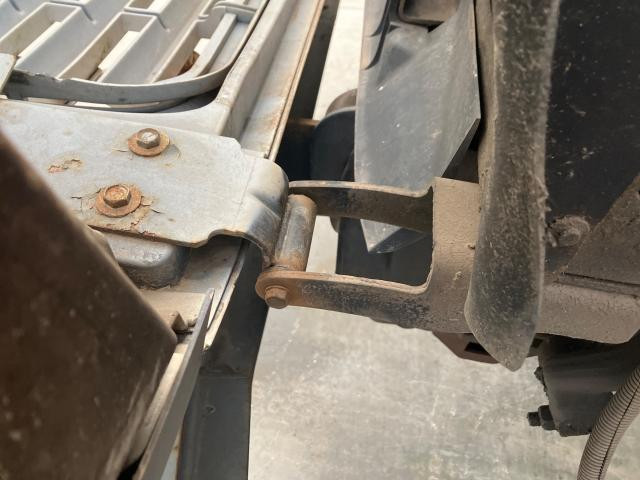 2005 Gmc C7500 Left Hinge