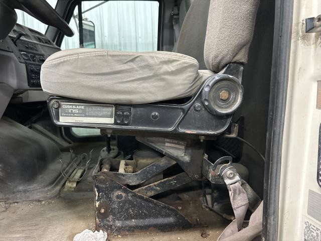 1998 Ford A9522 Left Seat, Air Ride