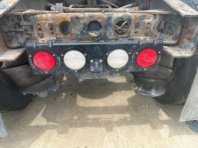 2012 International PROSTAR Tail Panel: 2 Red Brake Lights, 2 Backup White Lights