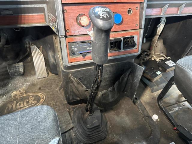 1999 Mack T2180 Shift Lever