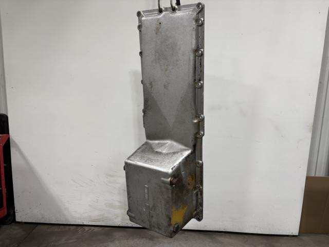 2005 Cat C15 Oil Pan