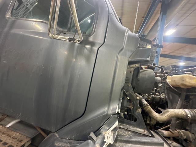 1998 Ford L8501 Black Right Cab Cowl