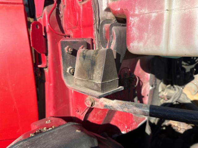1993 Gmc TOPKICK Right Hood Rest