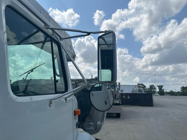 1999 International 4900 Right Door Mirror | Material: Aluminum