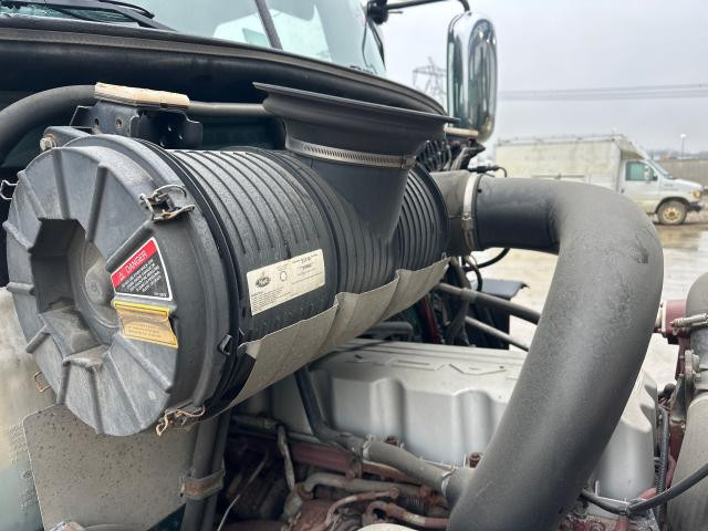 2016 Mack CXU 11-inch Poly Donaldson Air Cleaner