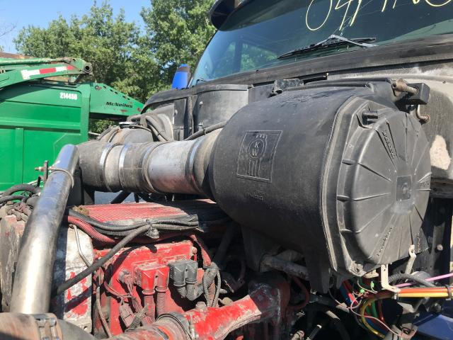 2004 Kenworth T2000 11-inch Poly Donaldson Air Cleaner
