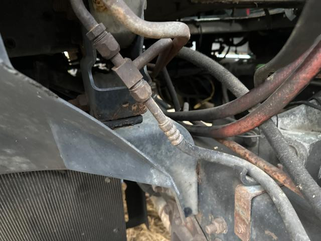 1997 Ford L9522 Right Cab Suspension