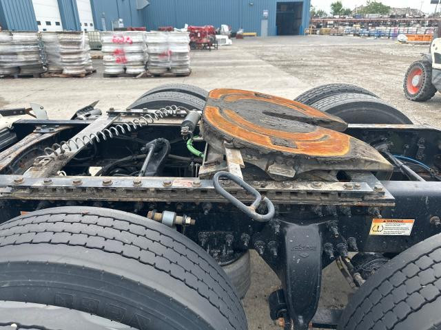 2021 Jost JSK-37U Fifth Wheel