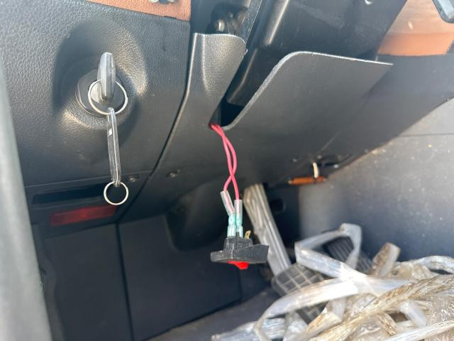 Freightliner CASCADIA Dash Panel: Kick