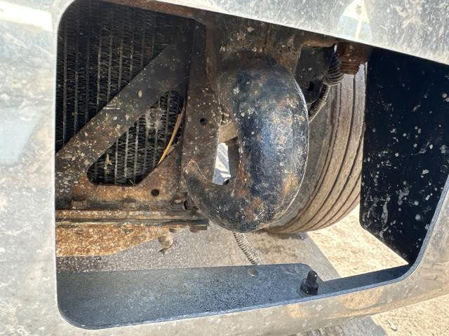 2006 Freightliner COLUMBIA 112 Both Tow Hook