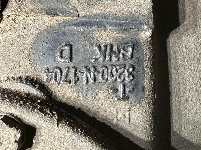 Meritor RS23160 Rear Differential/Carrier | Ratio: 4.56 | Cast# 3200-N-1704