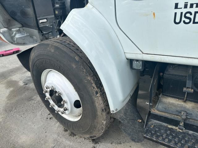 1999 International 4900 Left White Extension Fiberglass Fender Extension (Hood): Does Not Include Bracket