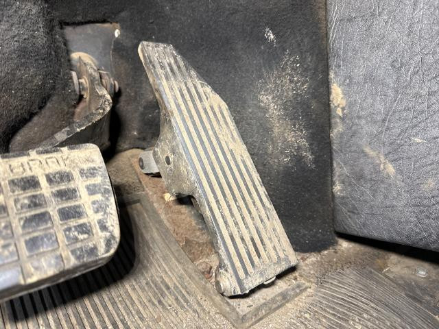 1999 Mack CL Foot Control Pedals