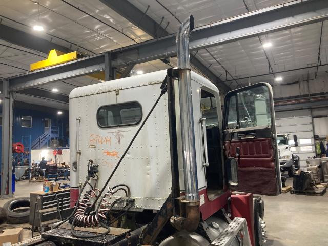 1989 Freightliner FLD120 Stack