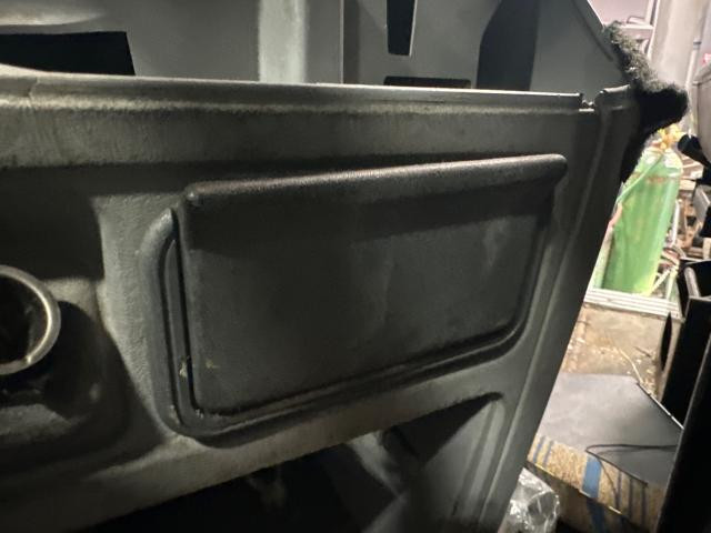 Freightliner C120 CENTURY Dash Panel: Ash Tray