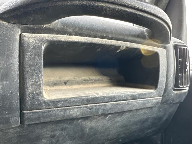Gmc C5500 Dash Panel: Compartment
