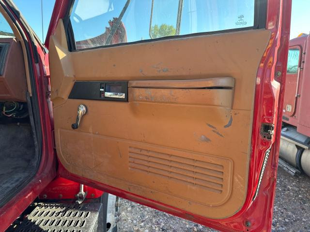 1993 Gmc TOPKICK Red Right Door, Interior Panel
