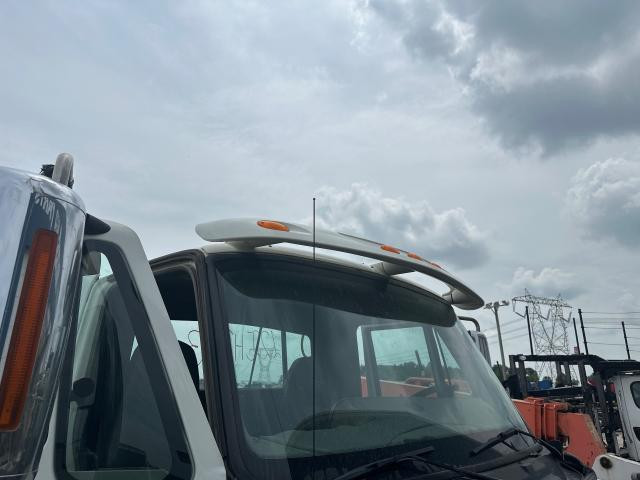 2012 International PROSTAR Sun Visor (Exterior)