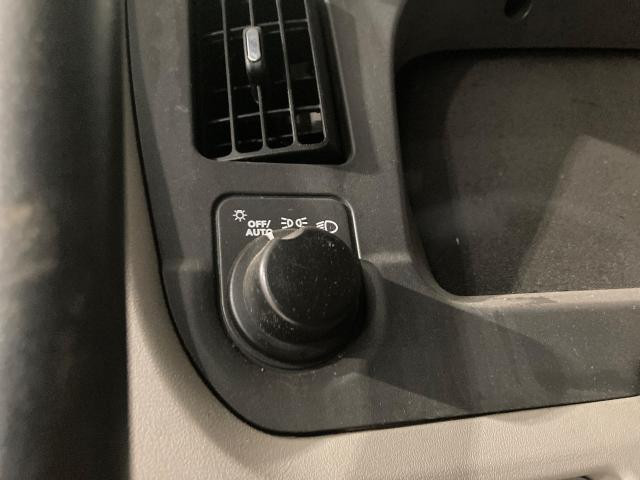 Peterbilt 579 Dash Panel: Headlight Switch