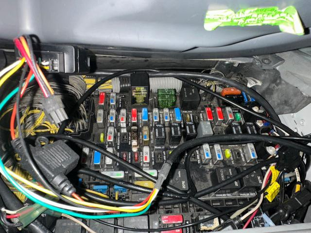 2007 Freightliner C120 CENTURY Right Fuse Box