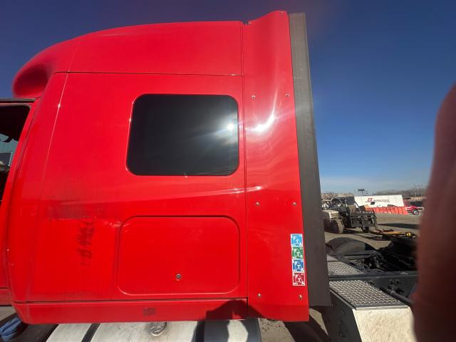 International PROSTAR Red Lower Fairing/Cab Extender