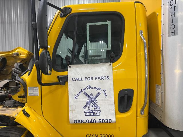 2014 Freightliner M2 106 Left Door