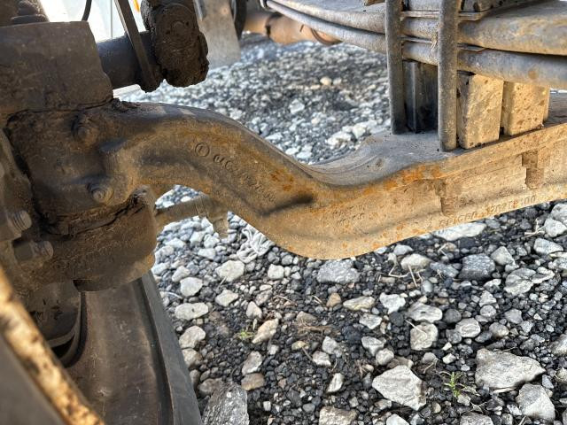 2009 Eaton E-1202I Axle Assembly, Front