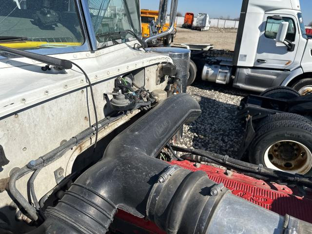 2009 Peterbilt 388 Air Transfer Tube | Cowl To Cleaner "Y" Air Transfer Tube, Does Not Include Cleaner To Turbo Air Transfer Tube | Engine: Cummins Isx