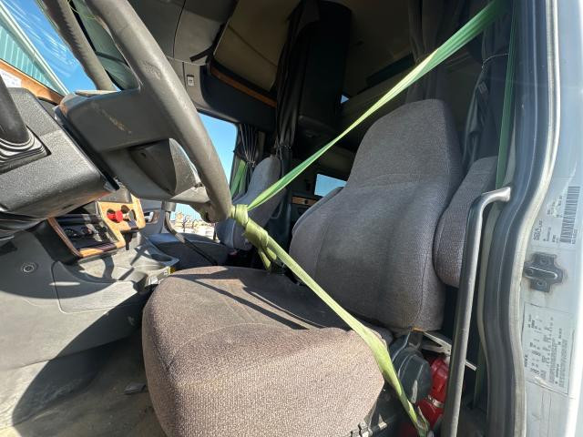 2014 International PROSTAR Left Seat, Air Ride