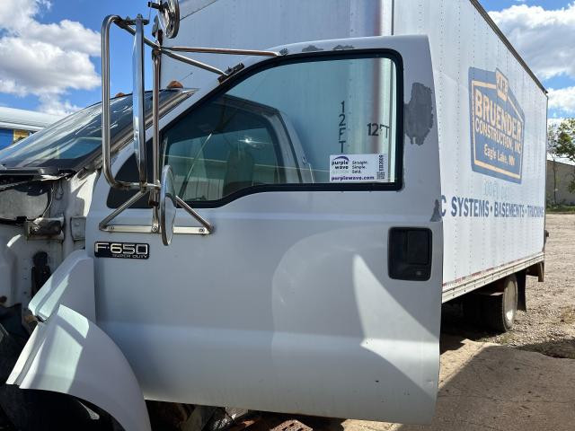 2000 Ford F650 Left Door